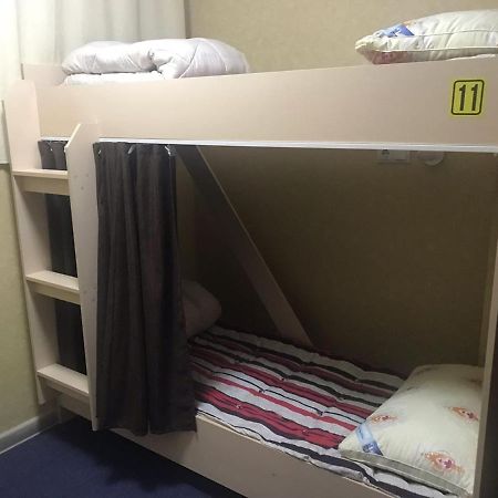 Makenty House Astanaホステル エクステリア 写真