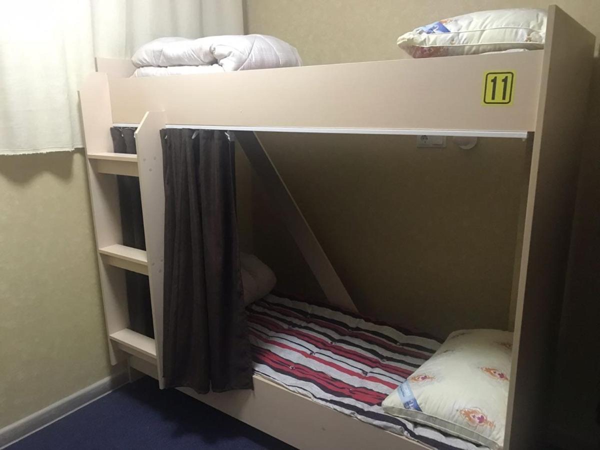Makenty House Astanaホステル エクステリア 写真